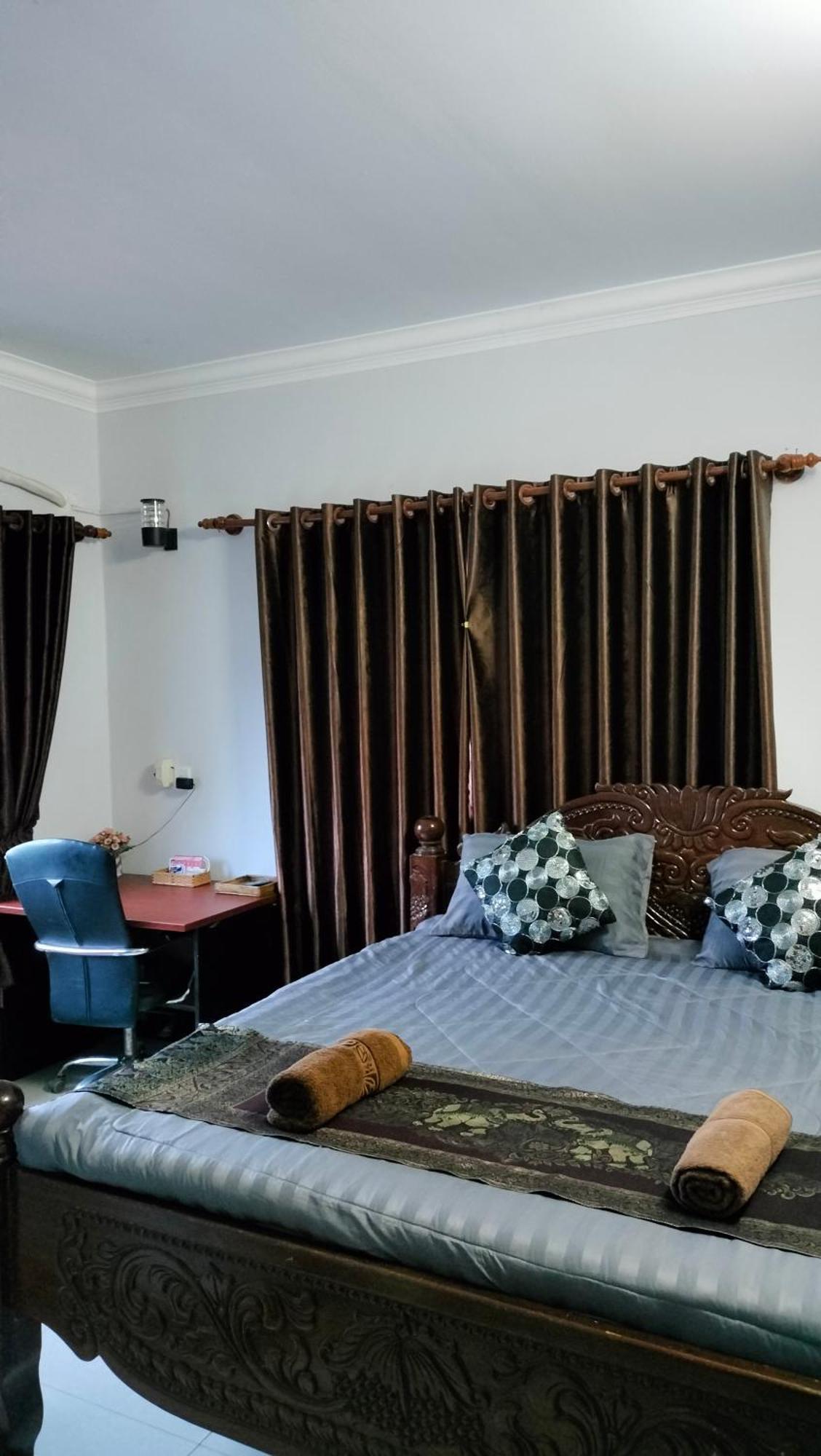 La Maison De Soriya - Work & Stay Кампот Екстериор снимка